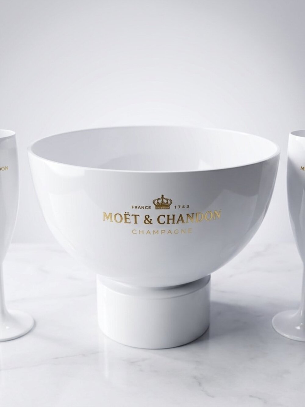 Moët & Chandon Ice Imperial Champagne Bucket MATTE WHITE And 4 Flutes New - Picture 2 of 3